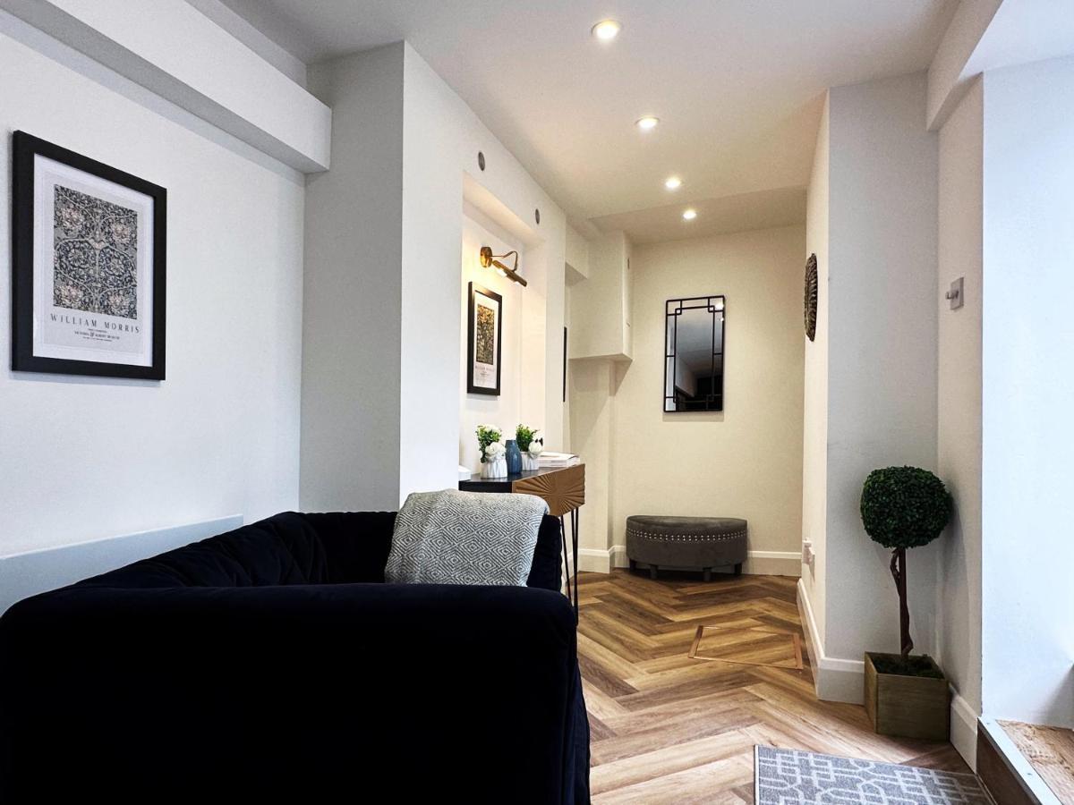 Liam Place Near Hyde Park - 1 Double Bed, 1 Sofa Bed, Spacious Apartment, Private Entrance Londres Exterior foto