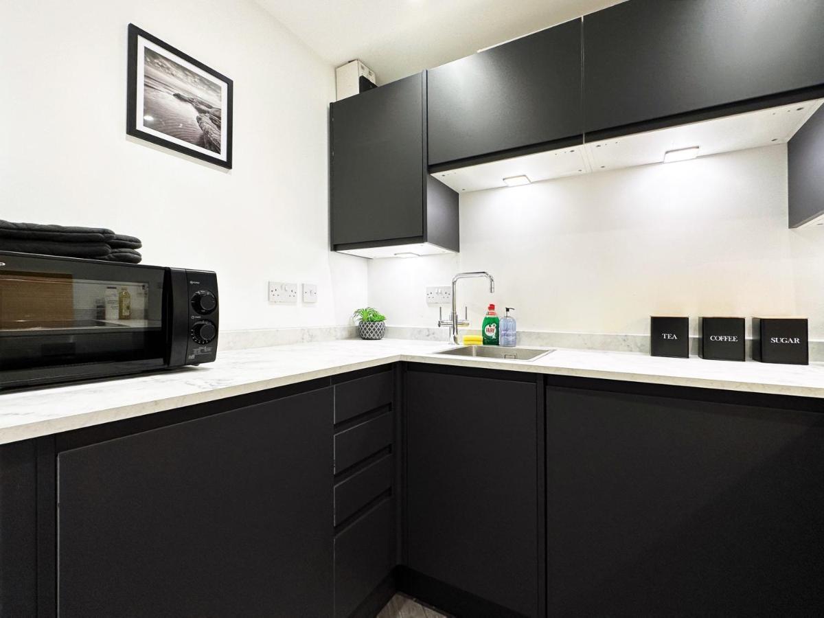 Liam Place Near Hyde Park - 1 Double Bed, 1 Sofa Bed, Spacious Apartment, Private Entrance Londres Exterior foto