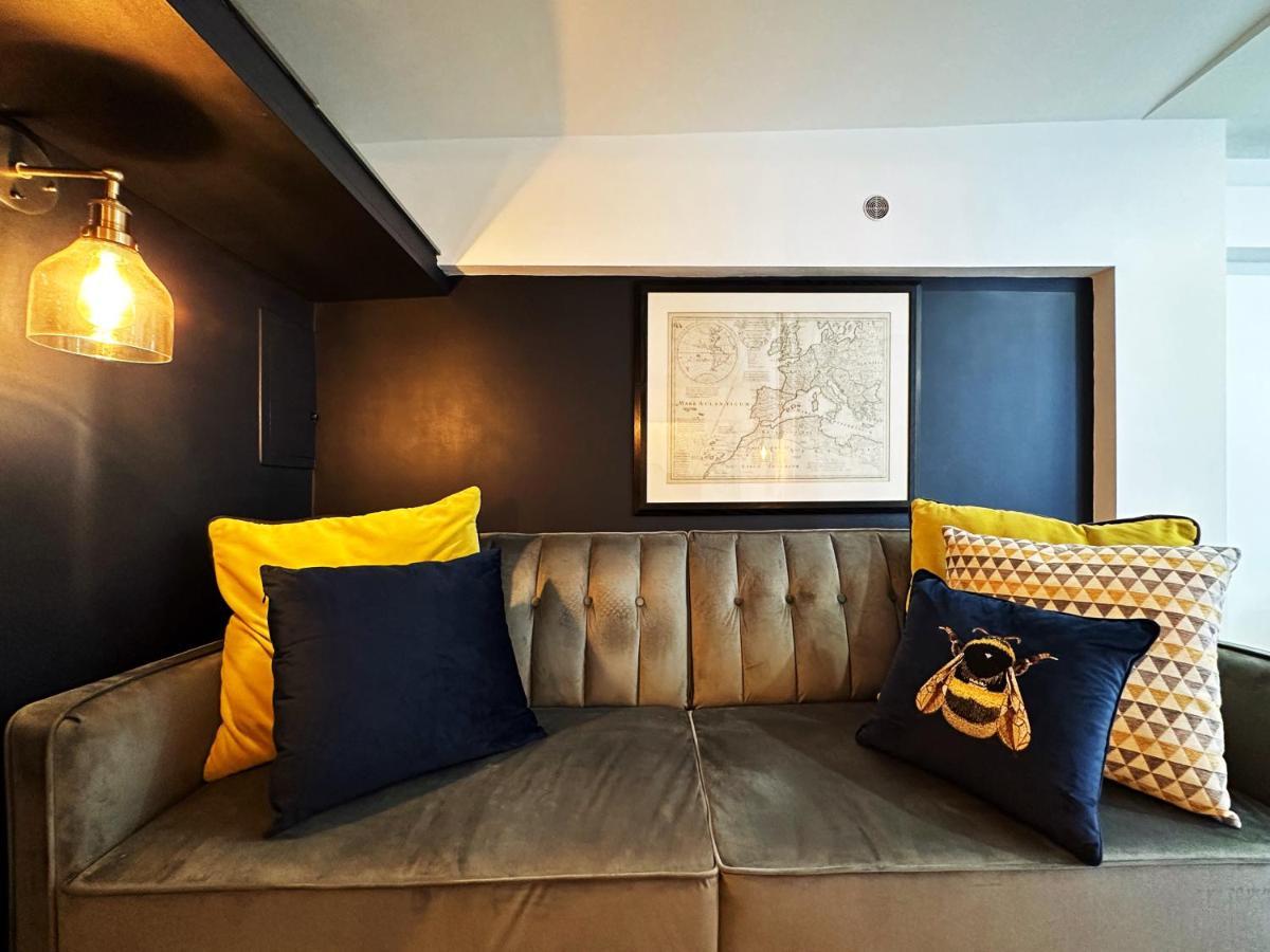 Liam Place Near Hyde Park - 1 Double Bed, 1 Sofa Bed, Spacious Apartment, Private Entrance Londres Exterior foto