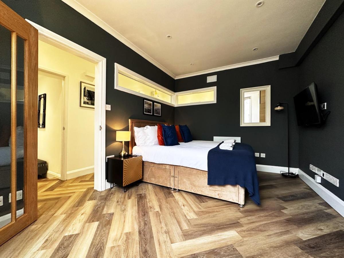 Liam Place Near Hyde Park - 1 Double Bed, 1 Sofa Bed, Spacious Apartment, Private Entrance Londres Exterior foto