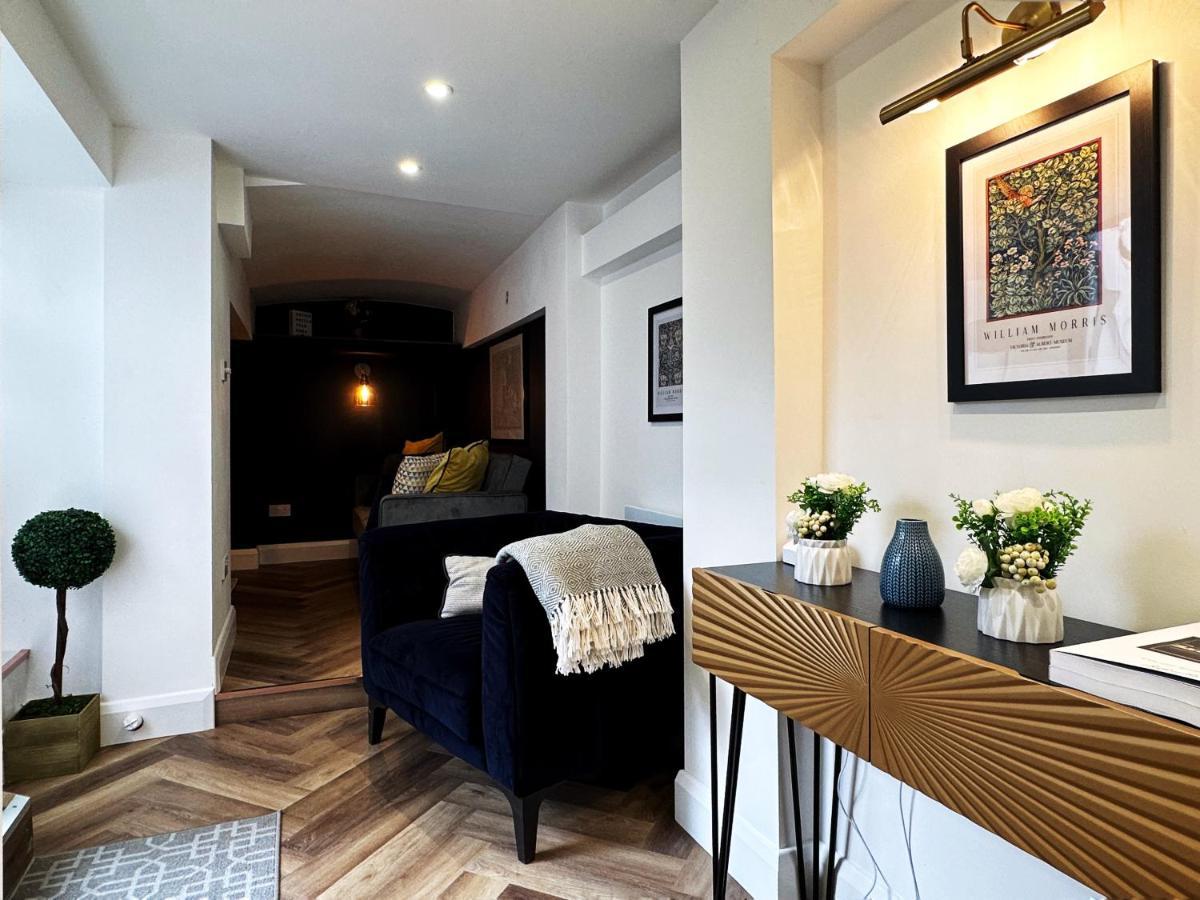 Liam Place Near Hyde Park - 1 Double Bed, 1 Sofa Bed, Spacious Apartment, Private Entrance Londres Exterior foto