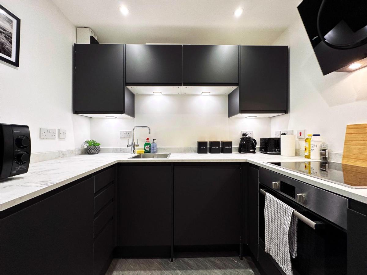 Liam Place Near Hyde Park - 1 Double Bed, 1 Sofa Bed, Spacious Apartment, Private Entrance Londres Exterior foto
